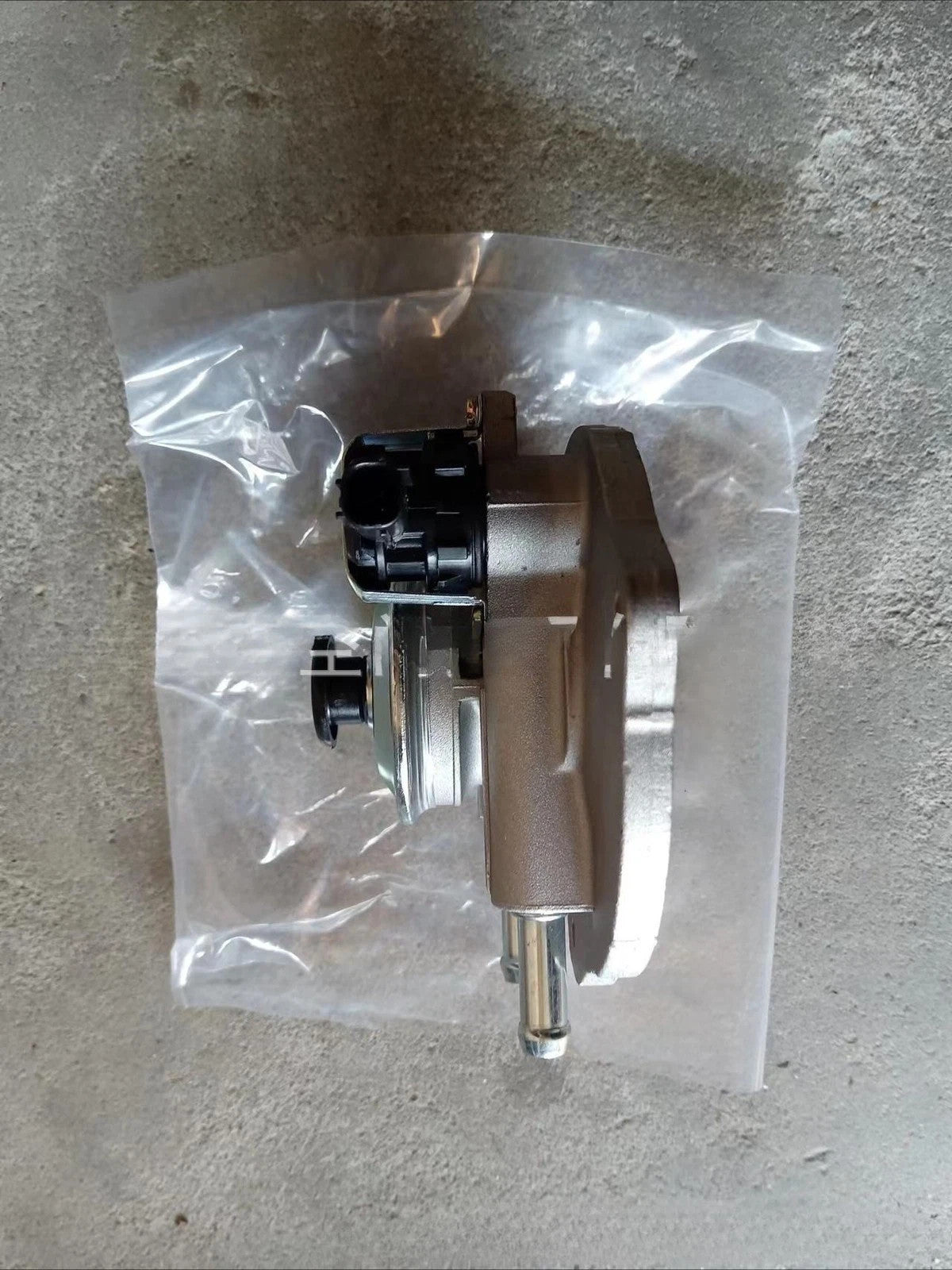 FOR TOYOTA LANDCRUISER 200 SERIES 1VD-FTV FUEL FILTER HOUSING PRIMER PUMP CAP