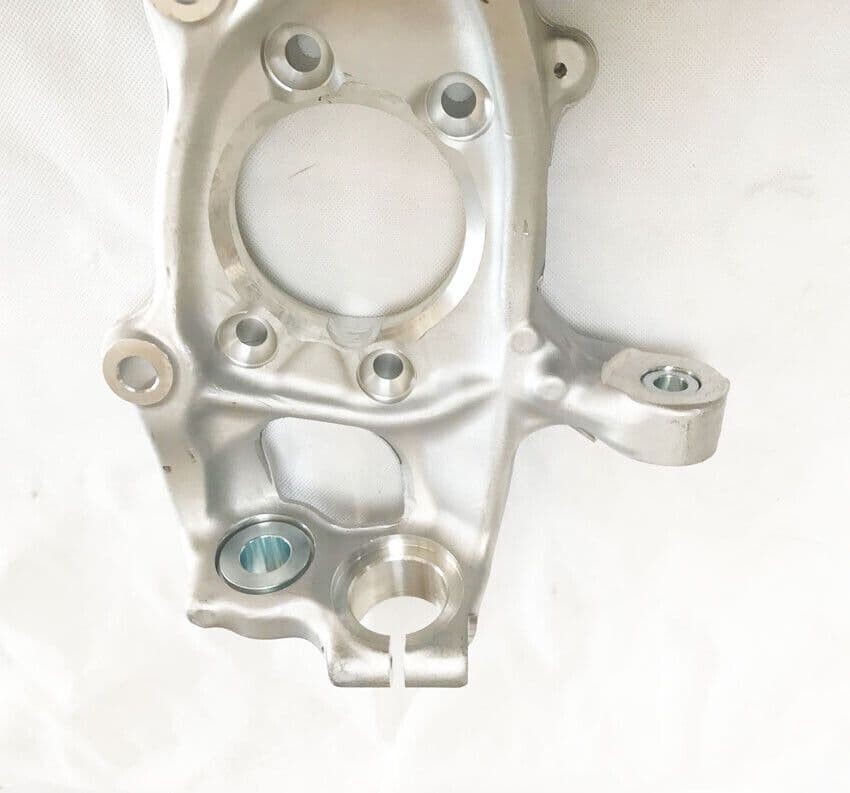 FOR AUDI A4 B8 8K SALOON  2X FRONT STEERING KNUCKLE (L/H+R/H) 2007-2015