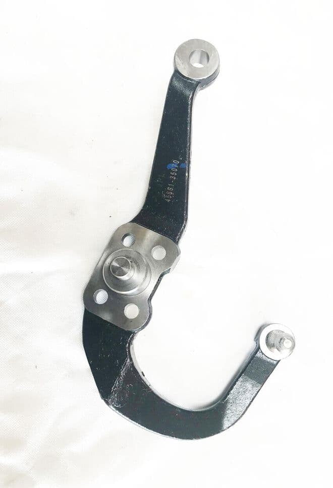 FOR TOYOTA HILUX 4RUNNER/ SURF LN60 YN60 NEW RH STEERING KNUCKLE ARM 45601-35070